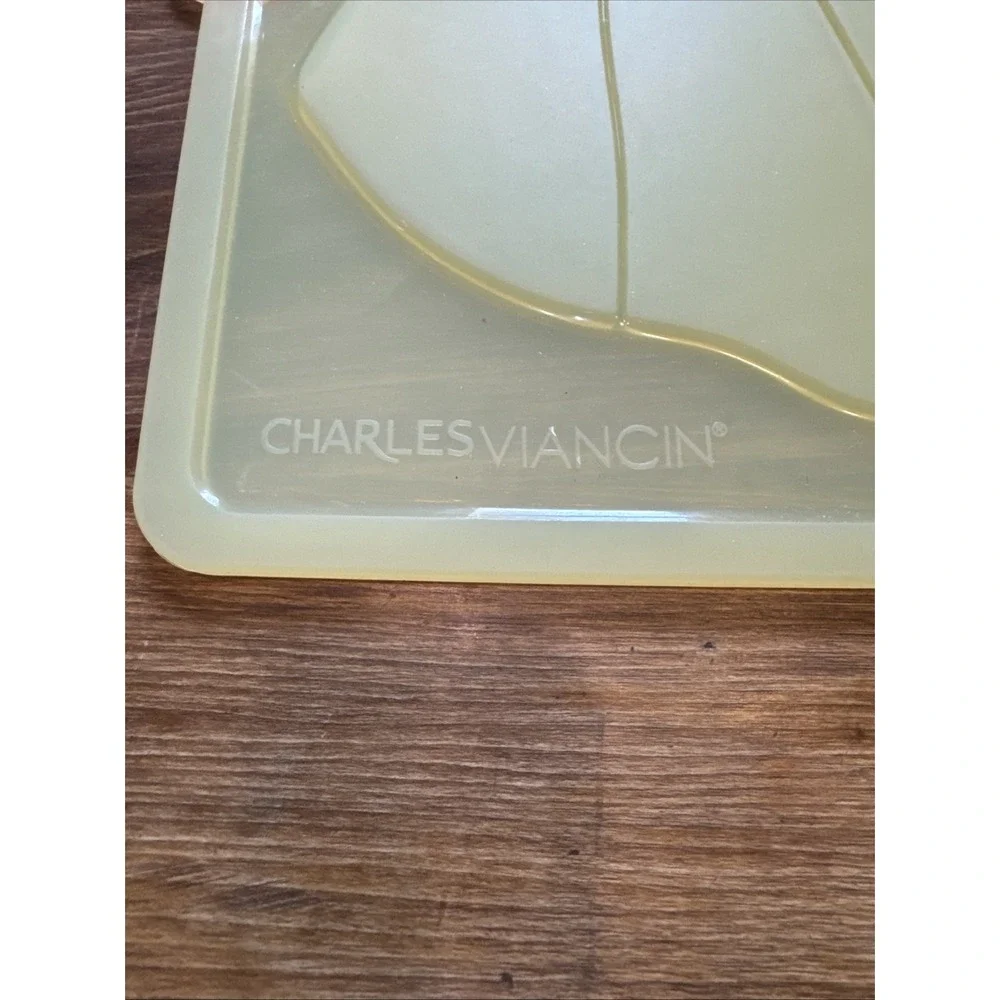 [New] Flexible Silicone Cutting Board Charles Viancin Lilypad Large (16